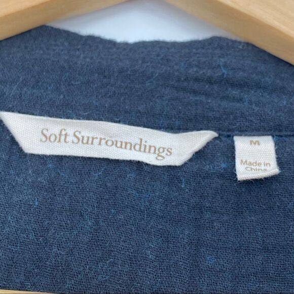 Soft Surroundings key Biscayne black gauzy collared tunic size medium - Picture 7 of 7